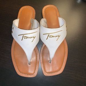 Tommy White Flip Flops / Sandals